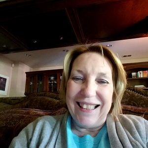 Meet your Posher, Teresa