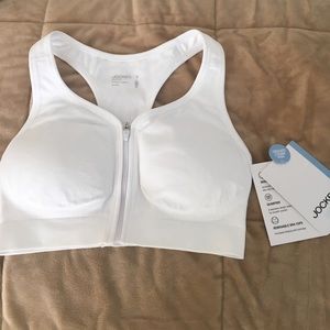 NWT Jockey Sports Bra