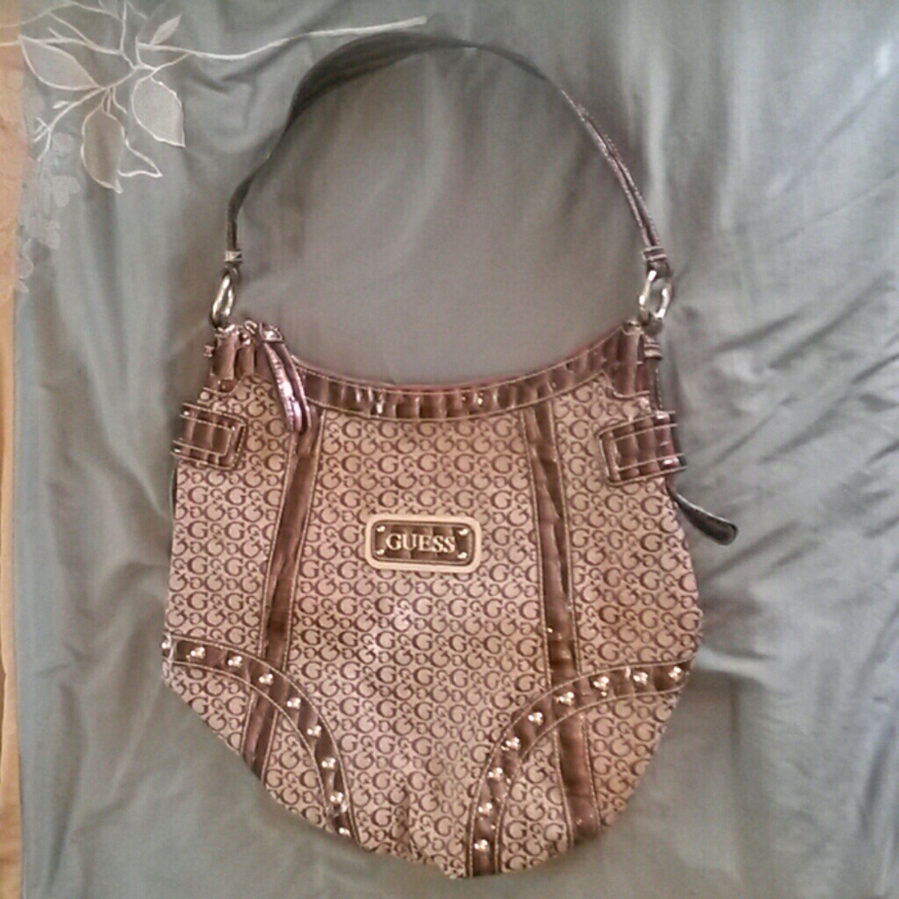 ☆HOST PICK☆ Guess Purse