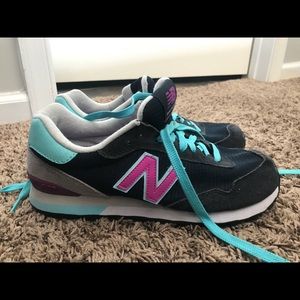 New Balance Sneakers sz 9.5