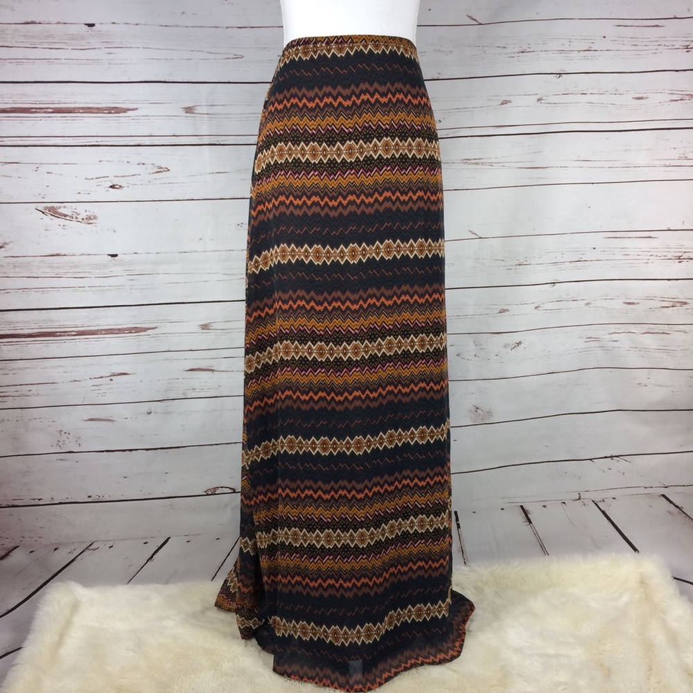 Fall Maxi Skirt NWT Aztec Tribal GEO Print Medium