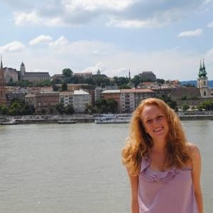 Meet your Posher, Elizabeth