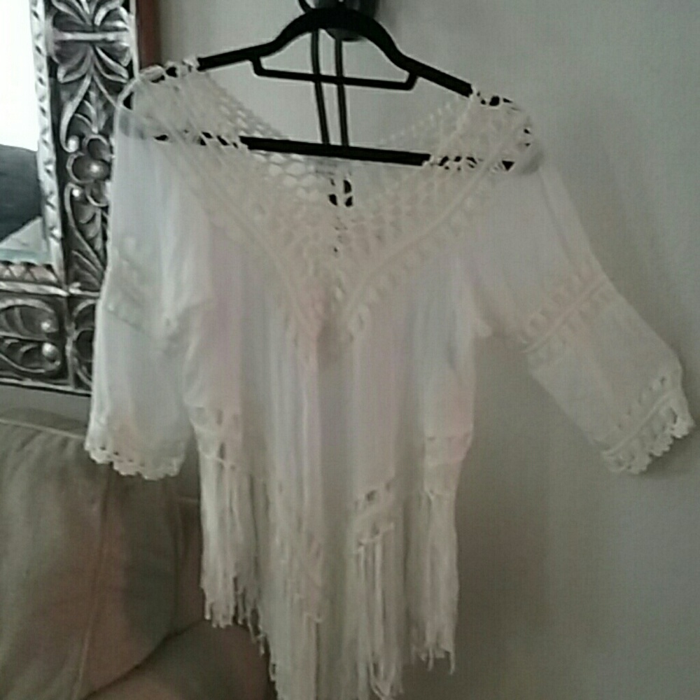 Ixiah mislead crochet top