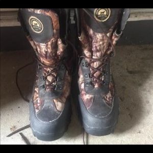 Red wing hunting boots