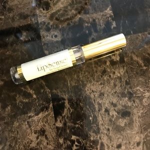 LipSense Ooops Remover!!