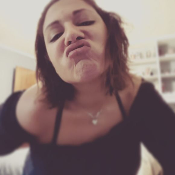 Meet your Posher, Jessica - Picture 1 of 1