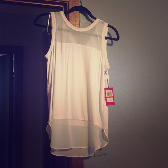 NWT Vince Camuto tank - Picture 3 of 7