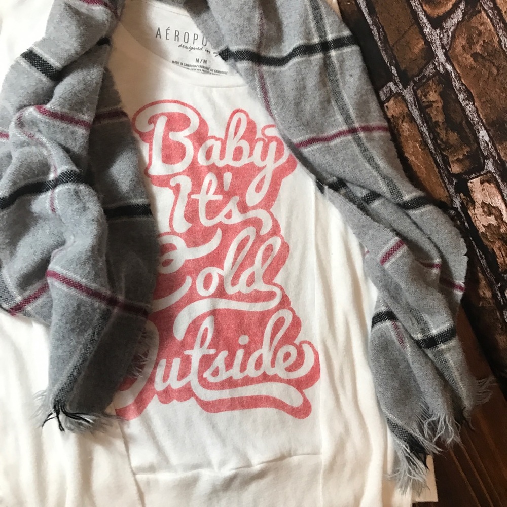 Aeropostale long sleeve high low shirt