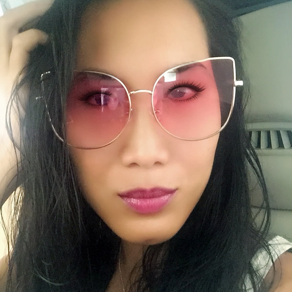 ****FINAL PRICE DROP ***Pink Cat Eye Sunglasses