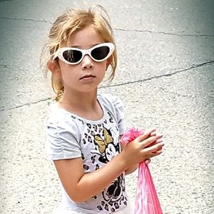 Meet your Posher, Dabra