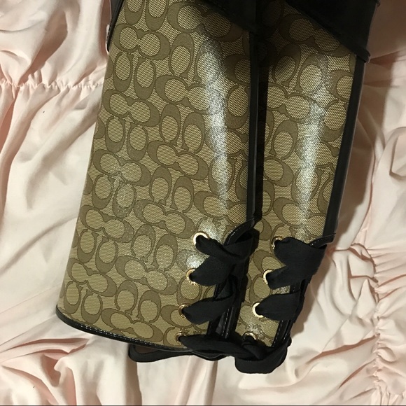 Coach rain boots ☂️🌂 - Picture 8 of 8