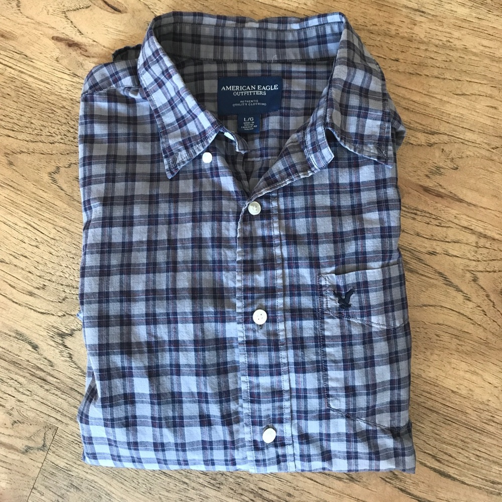 American Eagle Men's Button-up Shirt.