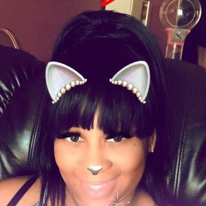 Meet your Posher, Monica