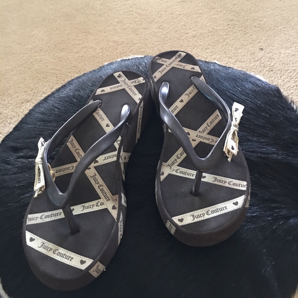 Juicy Couture sandals