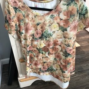 Lularoe classic tee