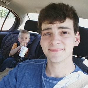 Meet your Posher, Ethan