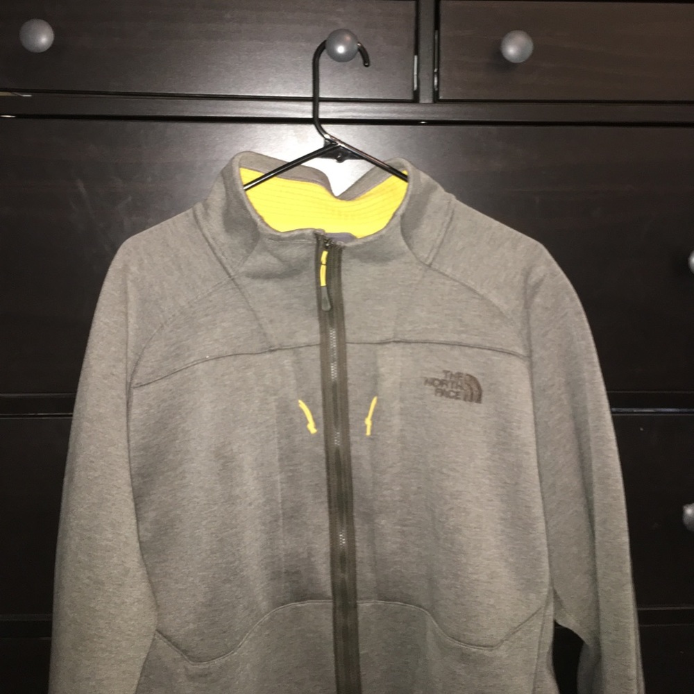 Grey 🏔 North Face 🏔 Jacket