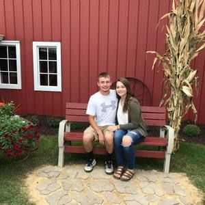 Meet your Posher, Laurel