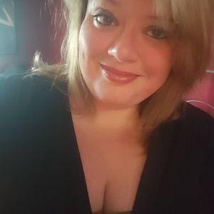 Meet your Posher, Holly