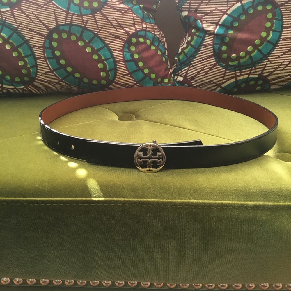 100% Authentic Tory Burch Skinny Logo Leather Belt