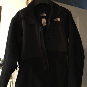 Woman's North Face Jacket