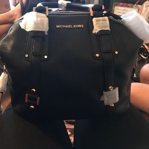 Brand New Michael Kors Purse😍