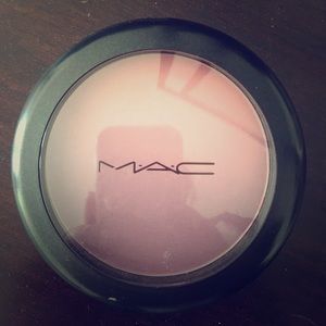 MAC Azalea Blossom