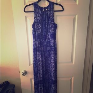 Blue fitted maxi dress