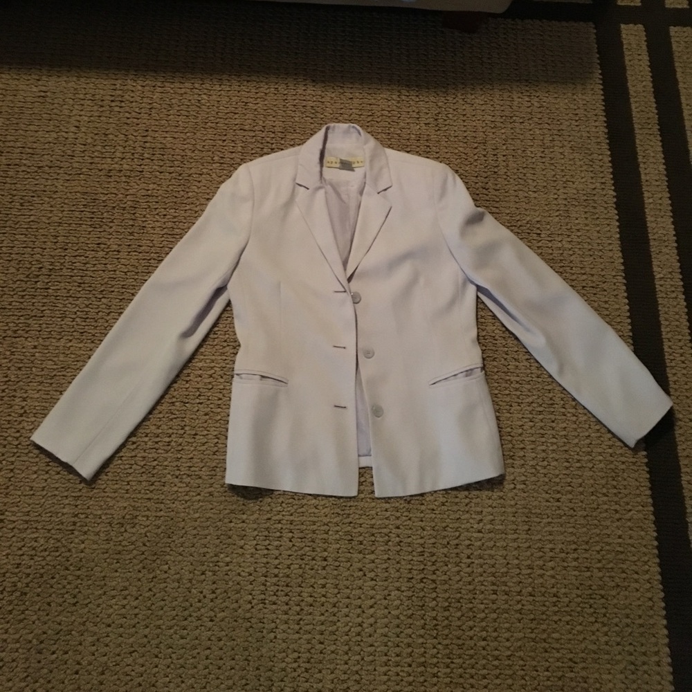 Apostrophe Women's Suit