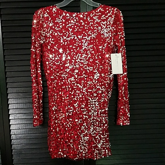 Odette Christiane Hollywood Scene Dress - Picture 3 of 6