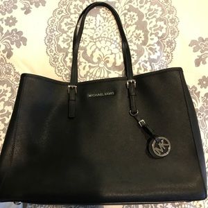 Michael Kors Jet Set Purse // Jet Black Michael Kors Jet Set Purse // Jet Black