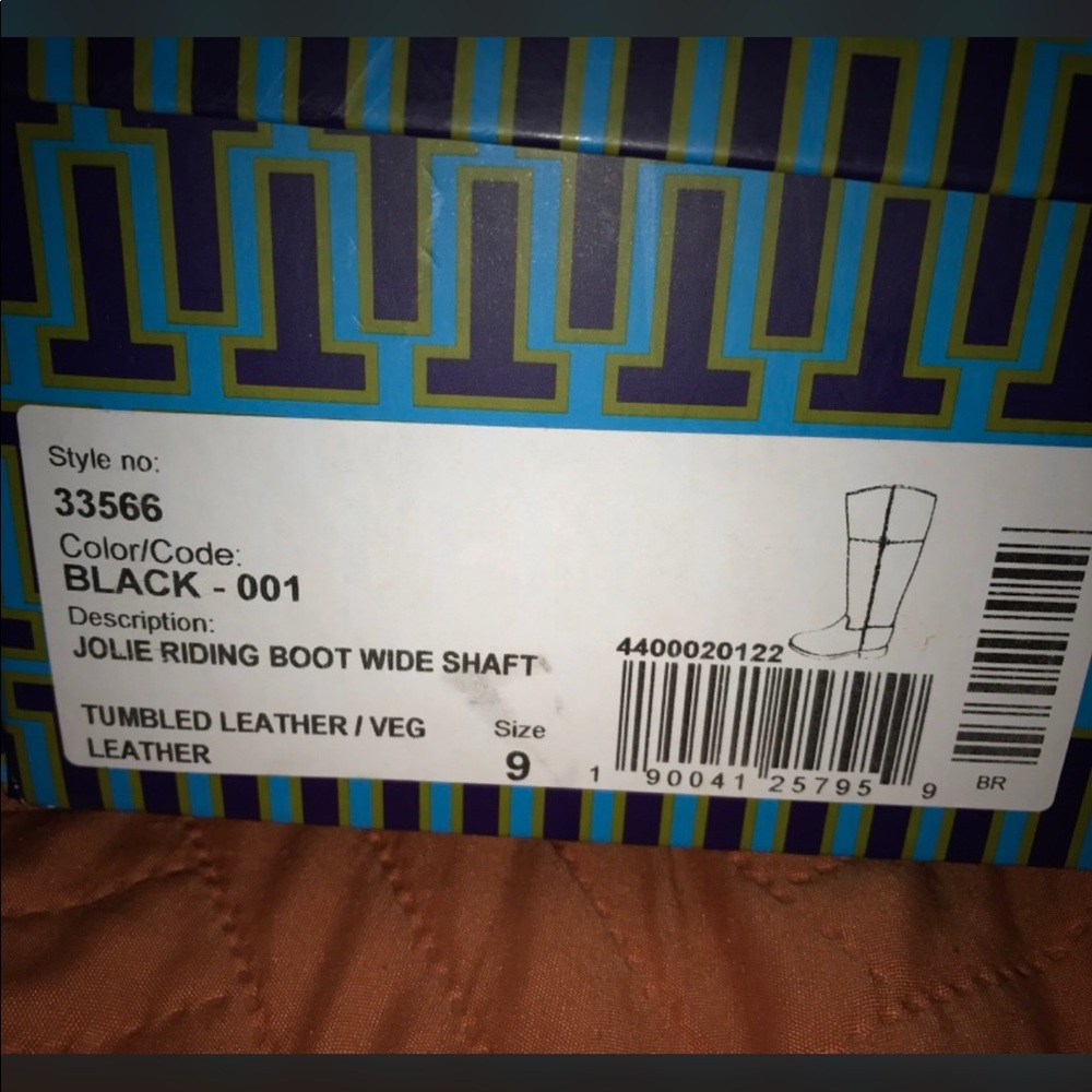 Brand new Tory burch boots never used.