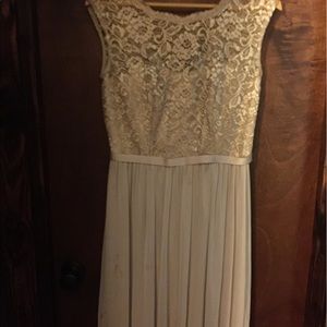 David's Bridal size 8 bridesmaid dress