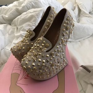 Jeffrey Campbell Blyke stud