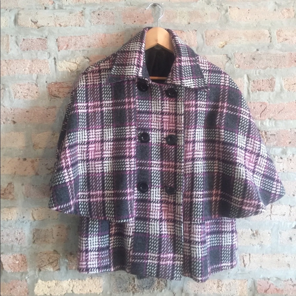 3 button caplet by Cejon