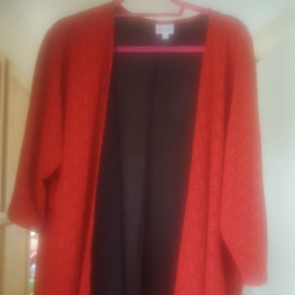 EUC Medium Lularoe Lindsey