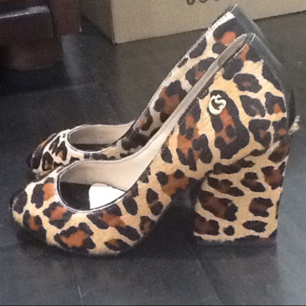 Carmen Steffens shoes