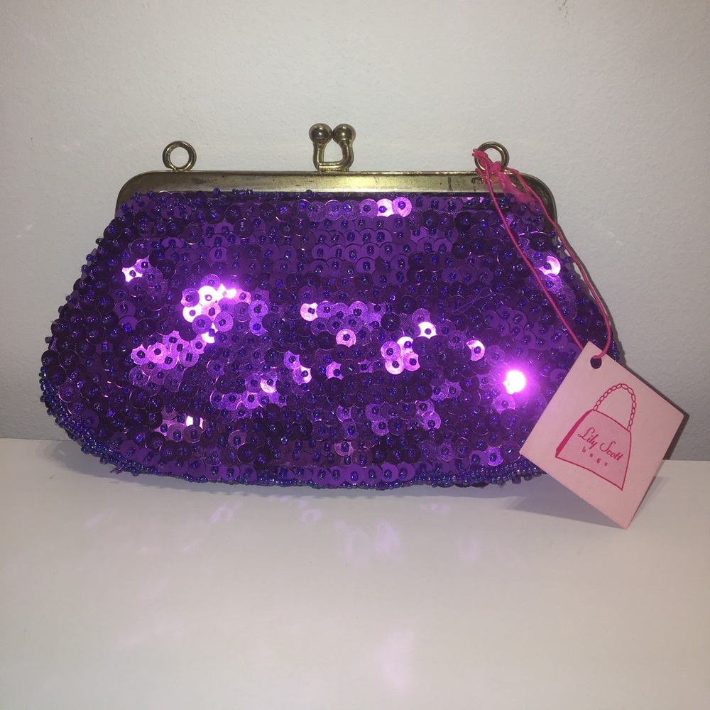 VINTAGE STYLE LILY SCOTT CLUTCH!!!