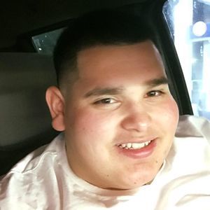 Meet your Posher, Moises