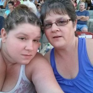 Meet your Posher, Angie