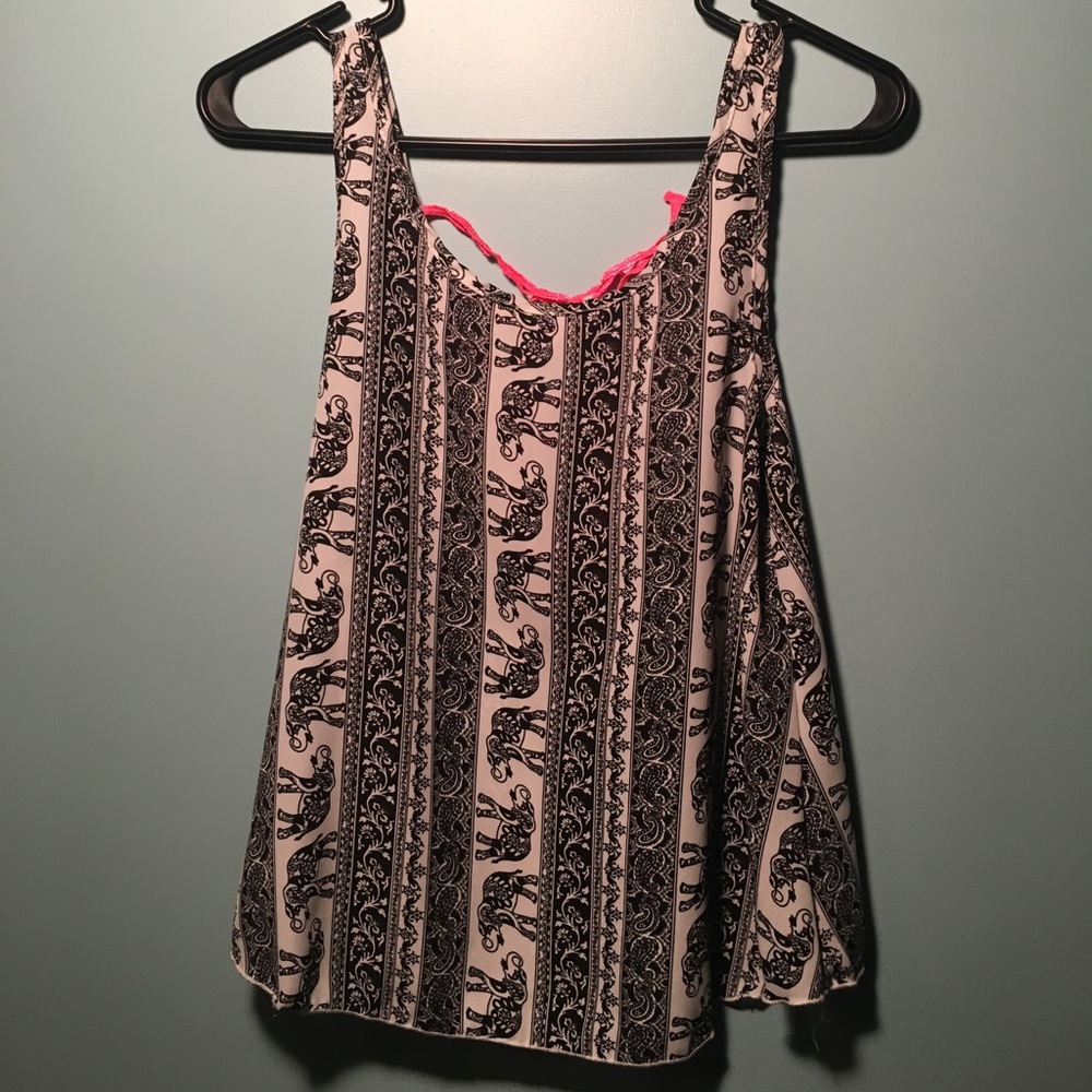 Black & white elephant design tank top