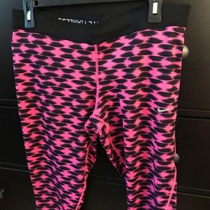 Nike DriFit Running Crops! Size XL, worn 2x!