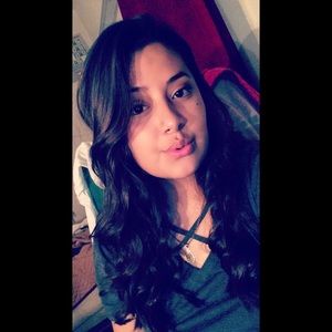 Meet your Posher, Virginia