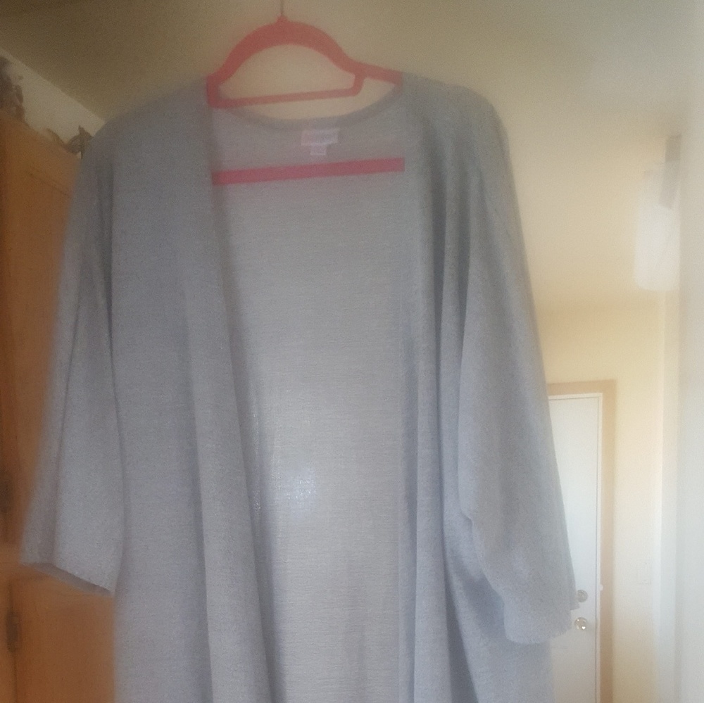 EUC Medium Lularoe Lindsey