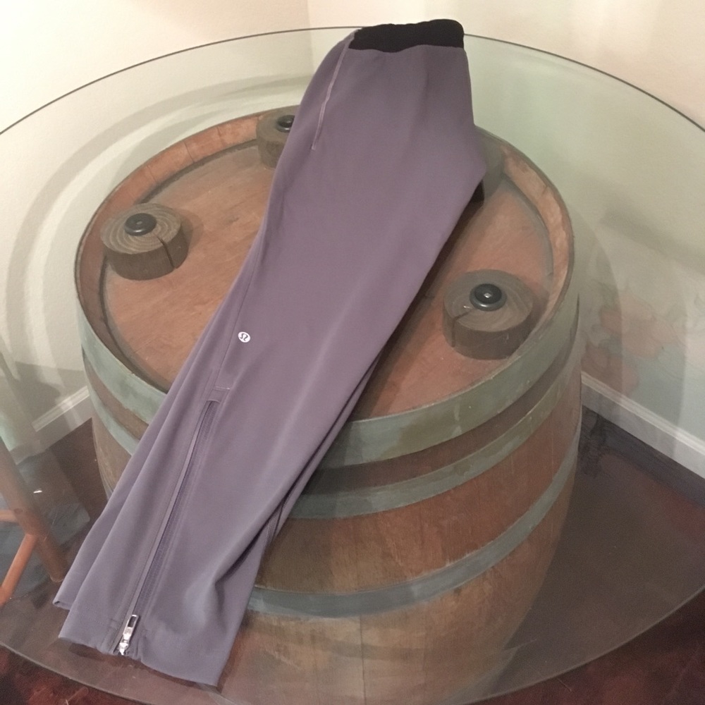 Men's lululemon workout spandex pants. Small