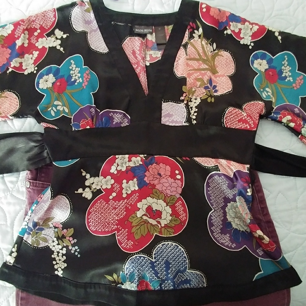 Multicolored floral Japanese Blouse