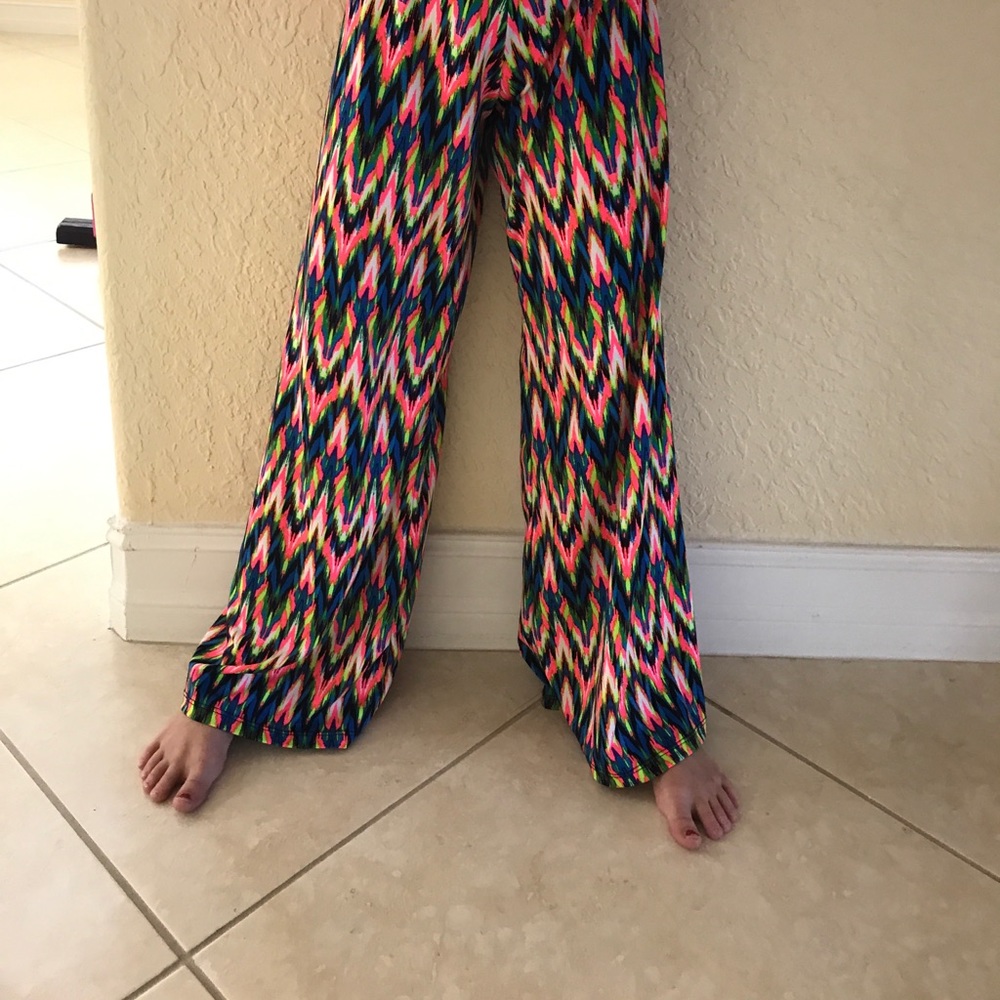 Outfit - Picture 2 of 3
