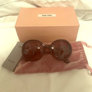 Miu miu sun glasses