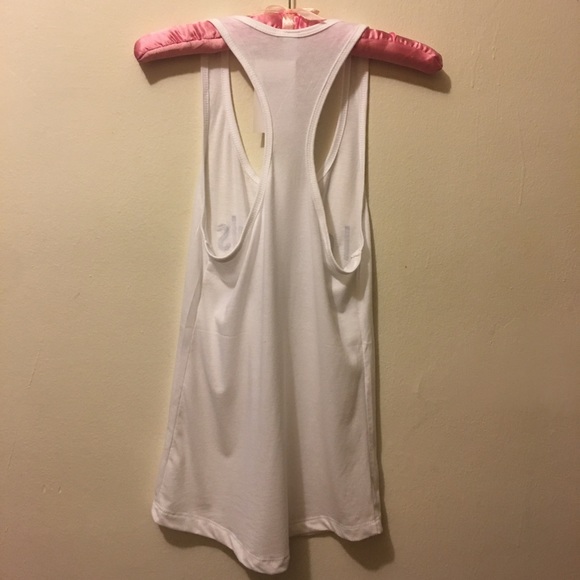 Tanks 1 MEDIUM LEFT - Picture 3 of 6