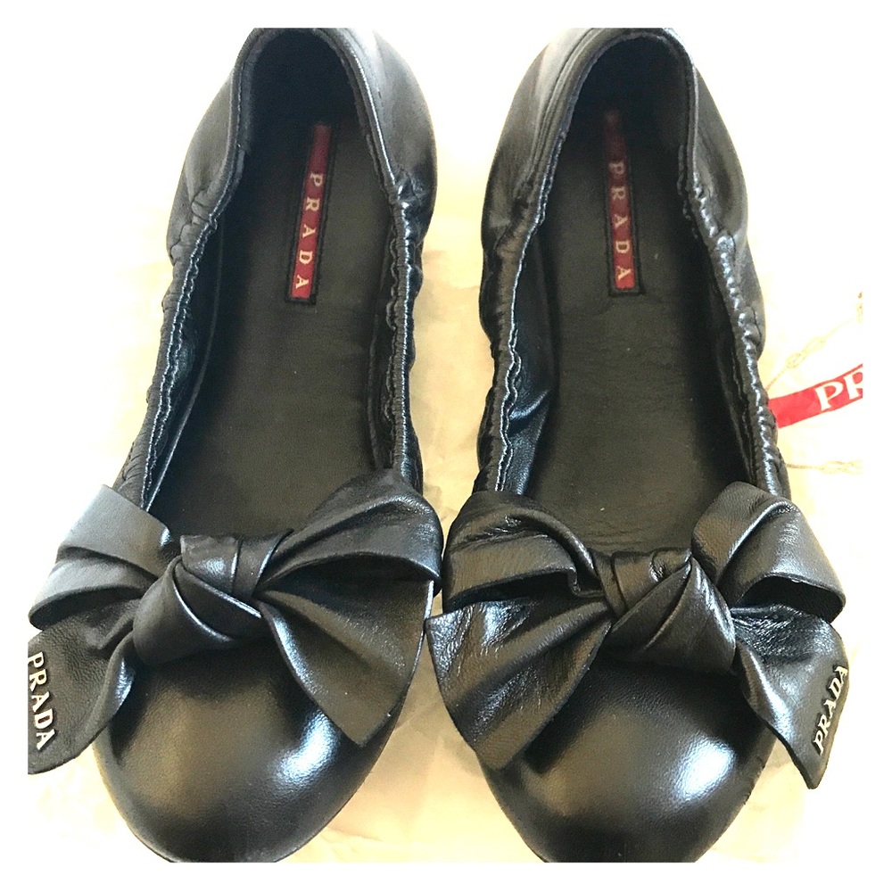 Prada Sports Black Leather Bow Flats Sz 7 w/Box!